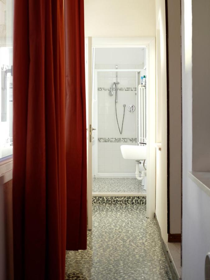 Fiordiluna, Nel Cuore Di Brescia Hotel Exterior foto
