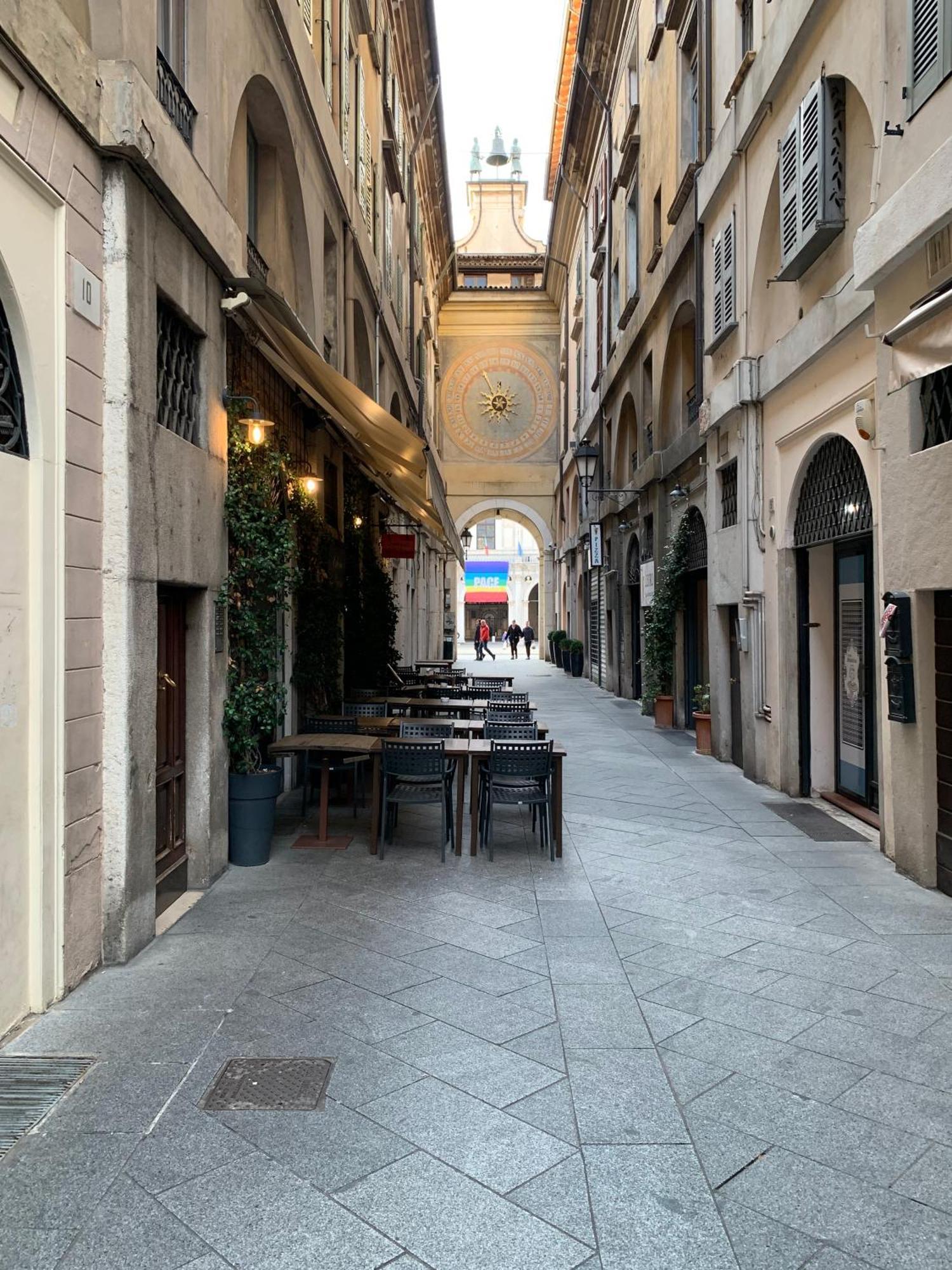 Fiordiluna, Nel Cuore Di Brescia Hotel Exterior foto
